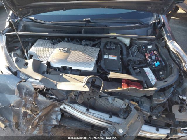 JTDKBRFU9G3017812 Toyota Prius Two