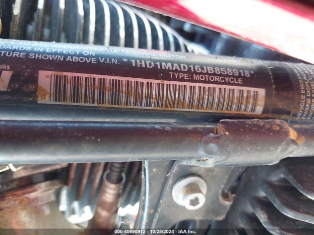 2018 HARLEY-DAVIDSON FLHTCUTG 1HD1MAD16JB858918 Photo 9