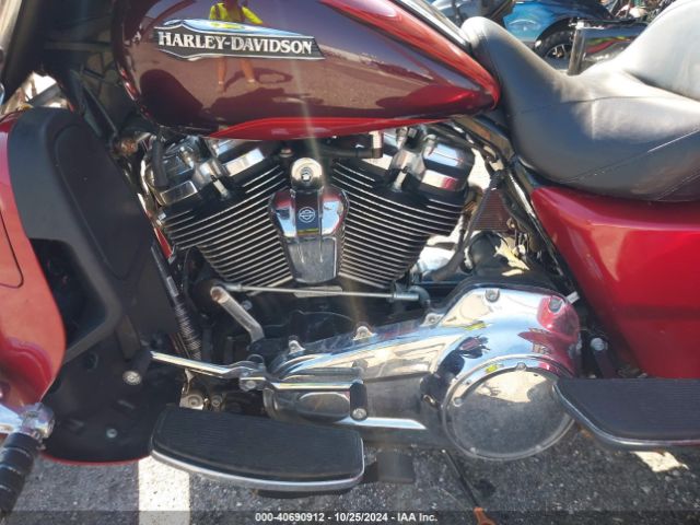 2018 HARLEY-DAVIDSON FLHTCUTG 1HD1MAD16JB858918 Photo 8