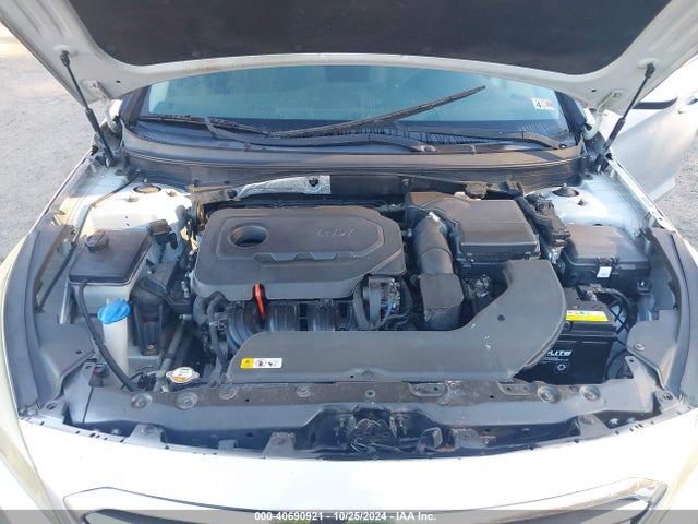Hyundai SONATA SE 2016 5NPE24AF3GH369524 Image 10