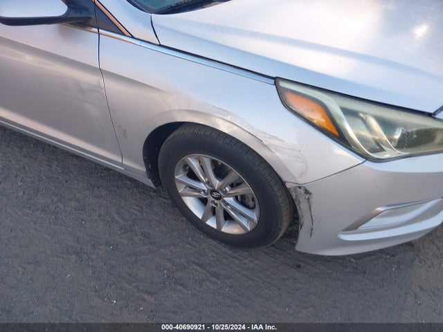 Hyundai SONATA SE 2016 5NPE24AF3GH369524 Image 6