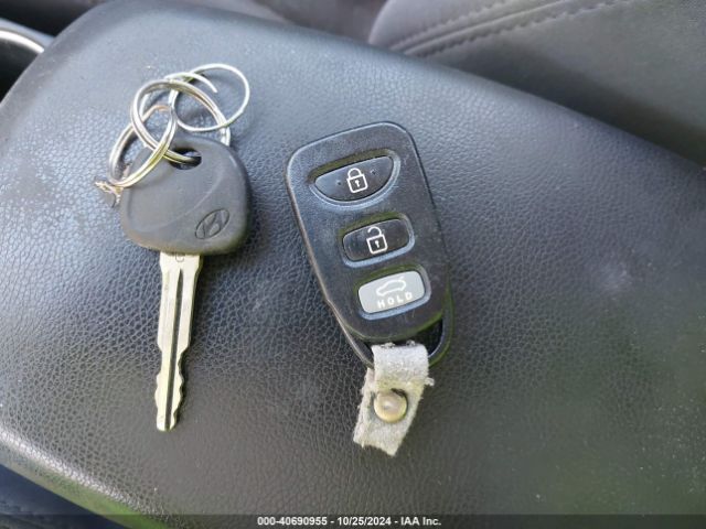 5NPDH4AE1GH714325 Hyundai ELANTRA SE