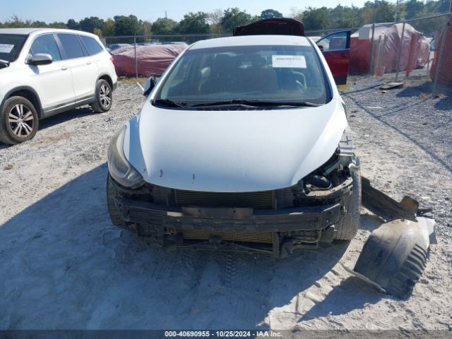 5NPDH4AE1GH714325 Hyundai ELANTRA SE
