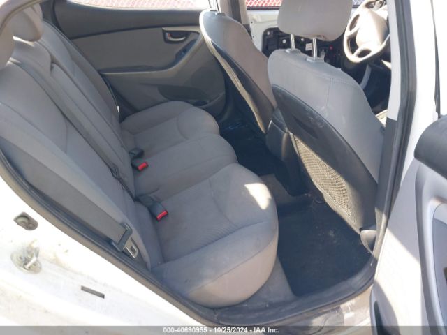 5NPDH4AE1GH714325 Hyundai ELANTRA SE