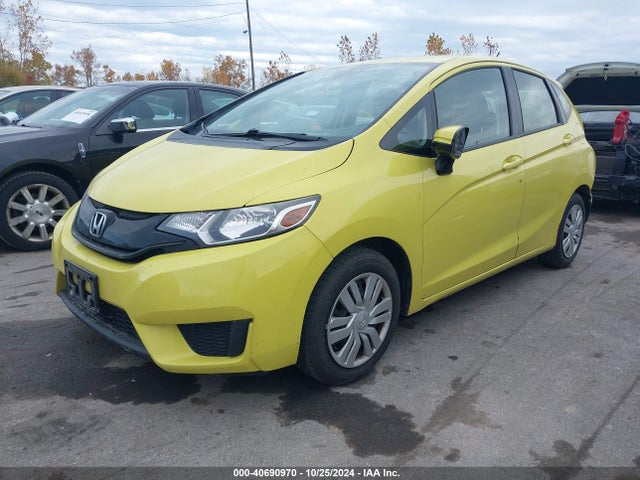 Honda FIT LX 2016 JHMGK5H55GX000792 Image 2