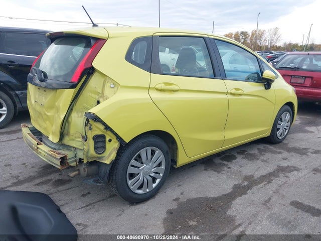 Honda FIT LX 2016 JHMGK5H55GX000792 Image 4