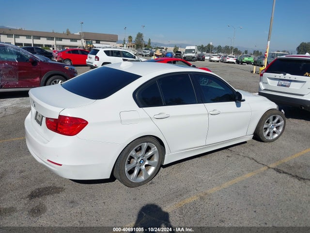 Продажа на аукционе авто 2015 Bmw 320i, vin: WBA3B1G50FNT06168, номер лота: 40691005