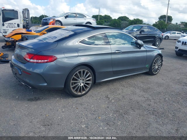 WDDWJ4JB0HF356073 Mercedes-Benz C 300