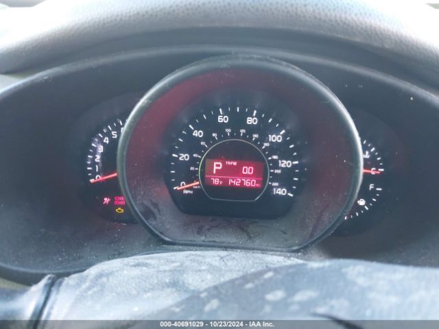 KNDJP3A56F7184095 KIA SOUL +