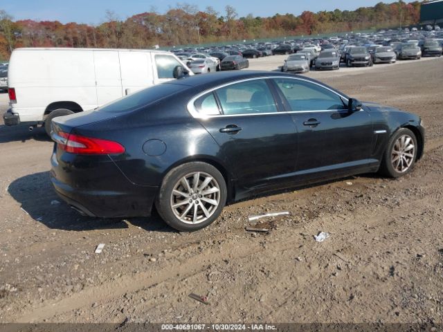2012 JAGUAR XF SAJWA0FB1CLS58516 Photo 3