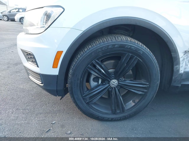 3VV0B7AX7KM040009 Volkswagen Tiguan 2.0t S