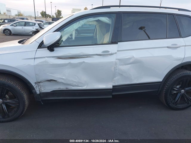 3VV0B7AX7KM040009 Volkswagen Tiguan 2.0t S