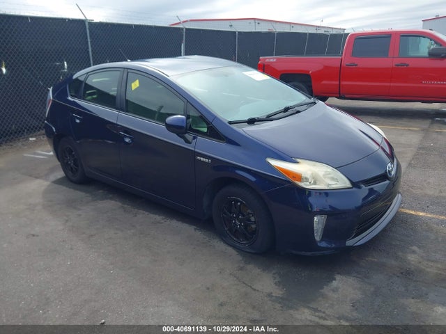 Toyota Prius Two 2014 JTDKN3DU1E0367554 Image 1