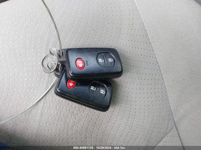 Toyota Prius Two 2014 JTDKN3DU1E0367554 Image 11