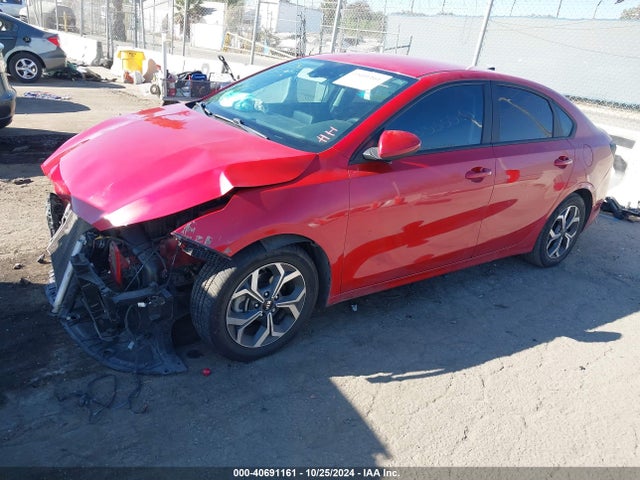 KIA Forte Lxs 2021 3KPF24AD9ME395547 Image 2