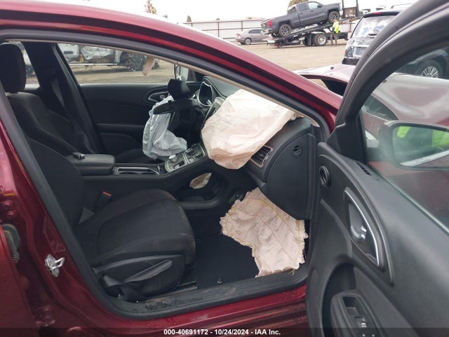 Chrysler 200 Limited 2015 1C3CCCABXFN657460 Image 5