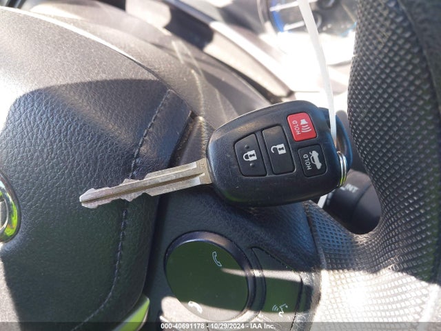Toyota COROLLA LE 2019 5YFBURHE5KP946167 Image 11
