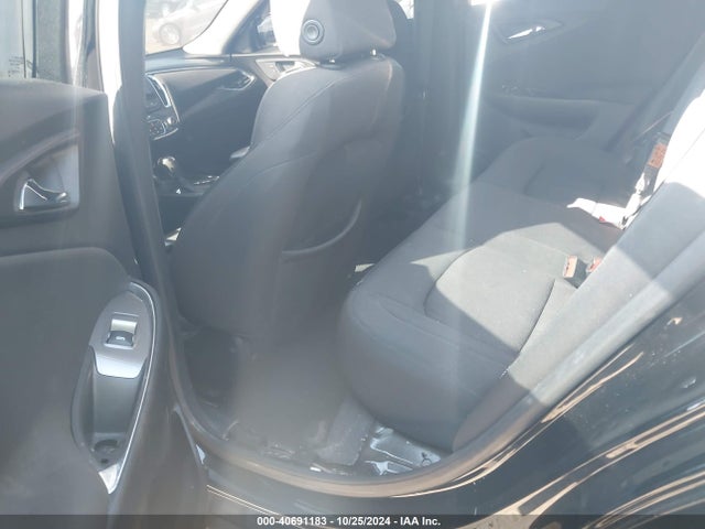 1G1ZD5ST4LF094989 Chevrolet Malibu Fwd Lt