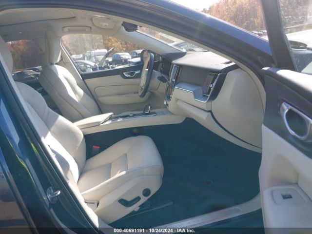 2024 VOLVO XC60 YV4L12RK3R1711349 Photo 4