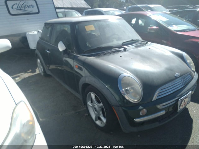 2002 MINI COOPER WMWRC33402TE12788 Photo 0
