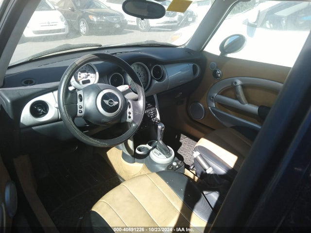 2002 MINI COOPER WMWRC33402TE12788 Photo 4