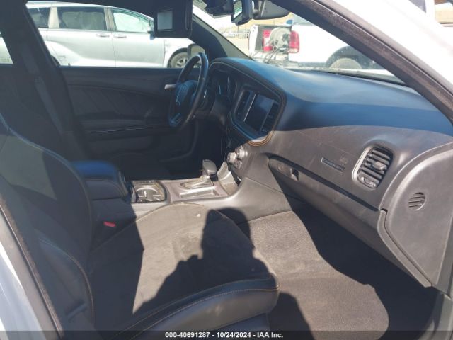 2C3CDXHG1NH228060 Dodge Charger Gt Rwd
