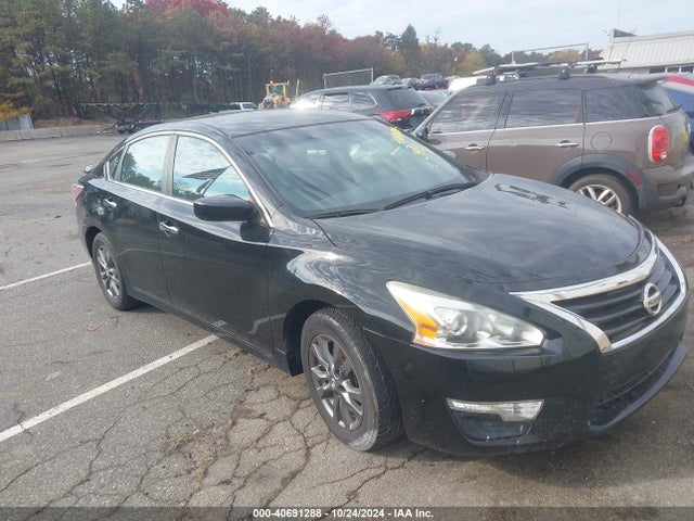 Nissan Altima 2.5 S 2015 1N4AL3AP3FC567129 Image 1