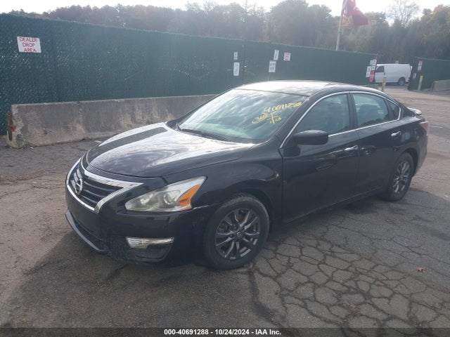 Nissan Altima 2.5 S 2015 1N4AL3AP3FC567129 Image 2
