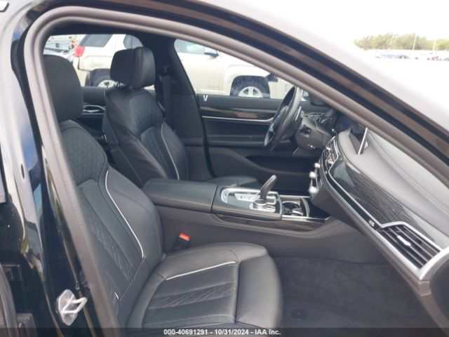 2022 BMW 750 WBA7U2C00NCK03130 Photo 4