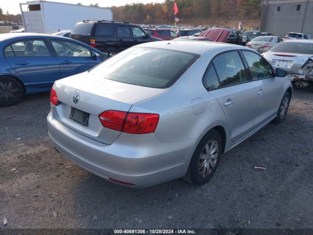 3VW1K7AJ6EM357330 Volkswagen Jetta 2.0l S
