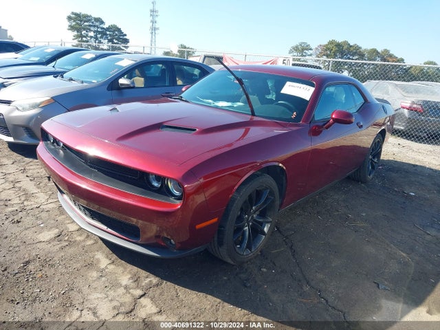 Dodge Challenger Sxt 2018 2C3CDZAG5JH124199 Image 2