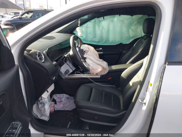 W1N4N4GB6NJ321150 Mercedes-Benz GLA 250