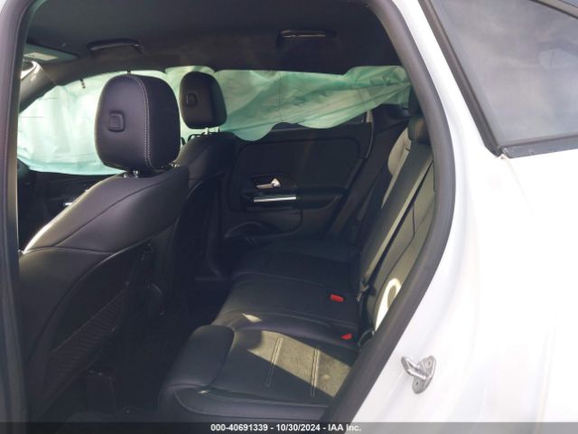 W1N4N4GB6NJ321150 Mercedes-Benz GLA 250