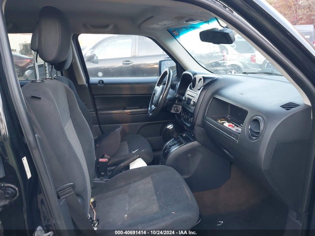 1C4NJRFB1ED898320 Jeep Patriot Latitude