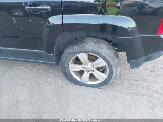 1C4NJRFB1ED898320 Jeep Patriot Latitude