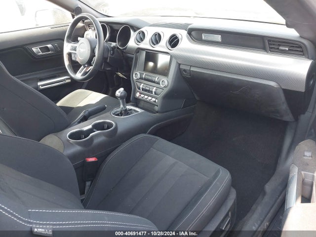 Ford Mustang Ecoboost 2019 1FA6P8TH9K5148178 Image 5