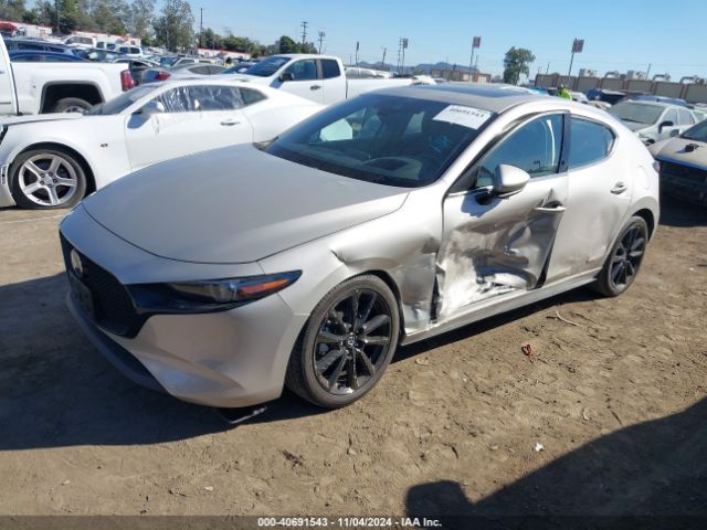 JM1BPAML3N1517096 Mazda Mazda3 Premium