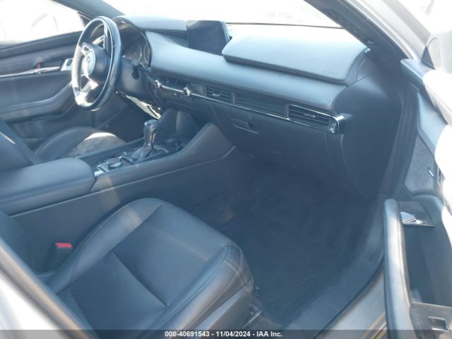 JM1BPAML3N1517096 Mazda Mazda3 Premium