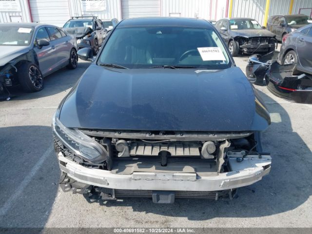1HGCV1F66JA016961 Honda Accord Ex-l