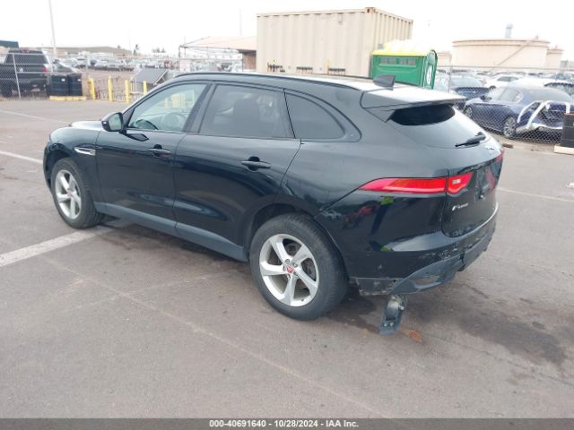 SADCJ2BV0HA065438 Jaguar F-pace 35t Premium