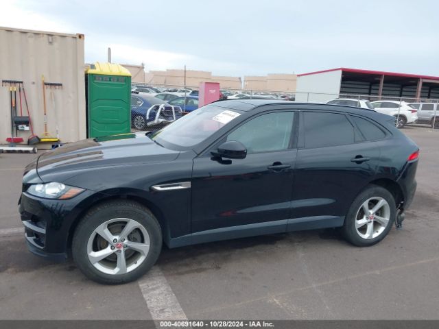 SADCJ2BV0HA065438 Jaguar F-pace 35t Premium