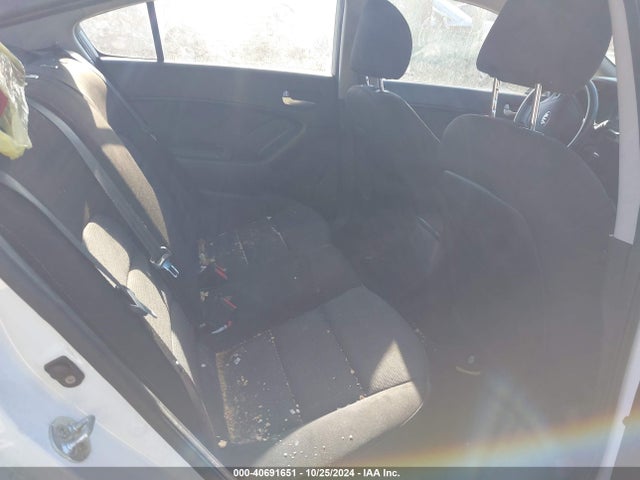 KIA FORTE LX 2017 3KPFK4A74HE054444 Image 8
