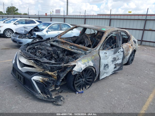 4T1G11AK5MU424771 Toyota CAMRY SE