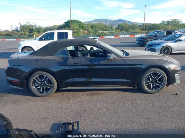 Ford Mustang Ecoboost Premium 2018 1FATP8UHXJ5110233 Image 12