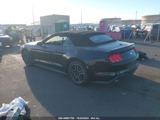 Ford Mustang Ecoboost Premium 2018 1FATP8UHXJ5110233 Image 3