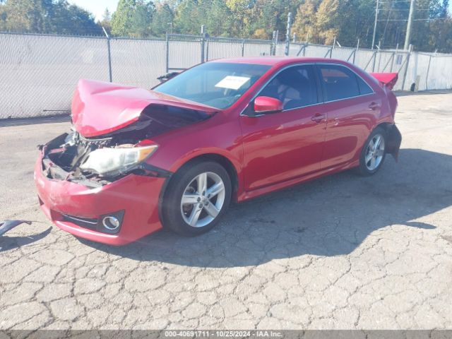 4T1BF1FK3EU806688 Toyota CAMRY SE