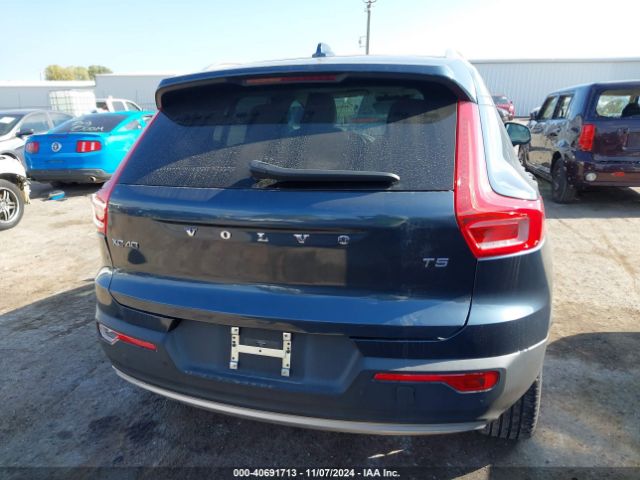 YV4162UK0M2396898 Volvo Xc40 T5 Momentum