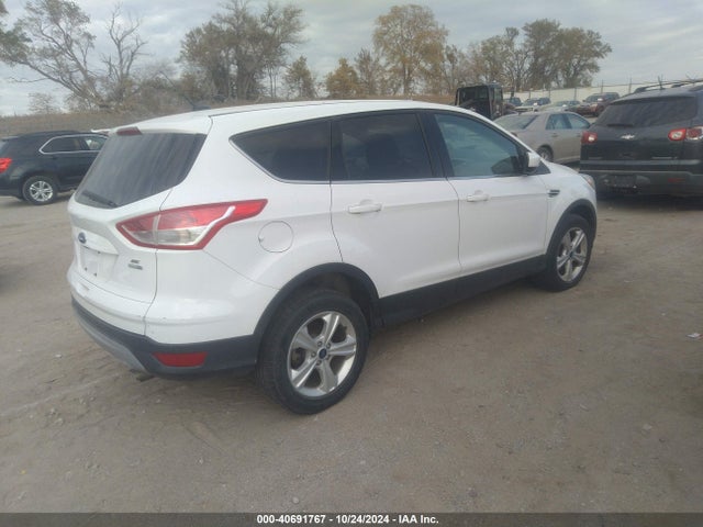 Ford ESCAPE SE 2016 1FMCU9GX9GUC81688 Image 4