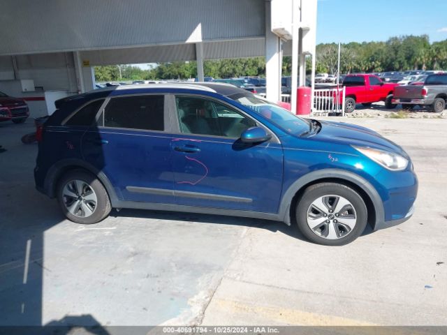 KNDCB3LC4J5108561 KIA NIRO LX