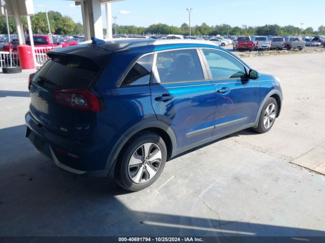 KNDCB3LC4J5108561 KIA NIRO LX